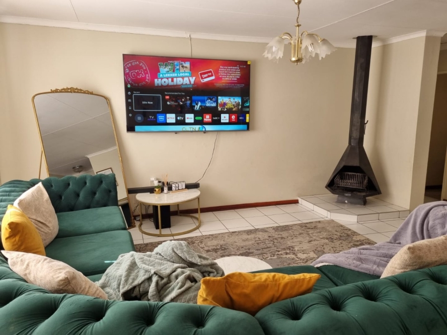 3 Bedroom Property for Sale in Bloemfontein Free State